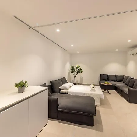 Periyiali Seaside 33 Villa *