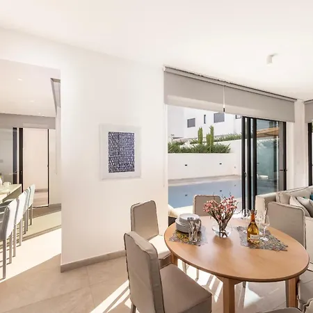 Periyiali Seaside 33 * 프로타라스