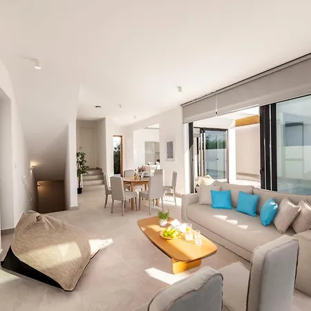 Villa Periyiali Seaside 33