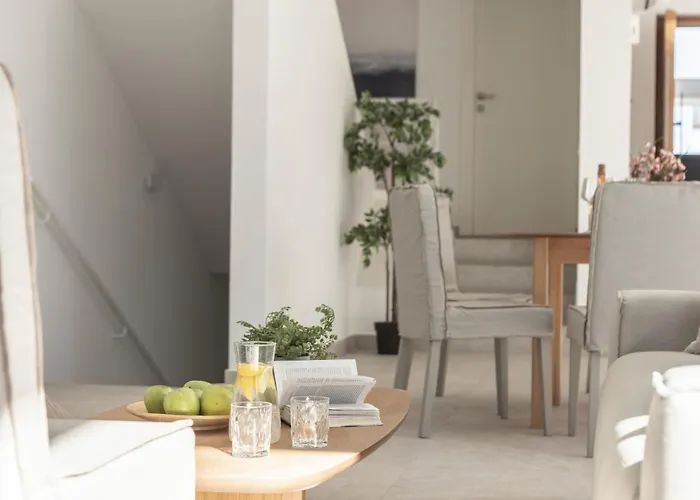 Periyiali Seaside 33 Villa *