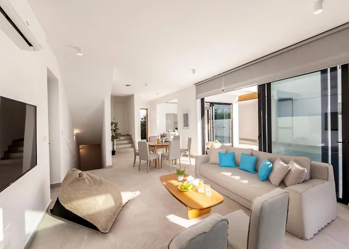 Villa Periyiali Seaside 33